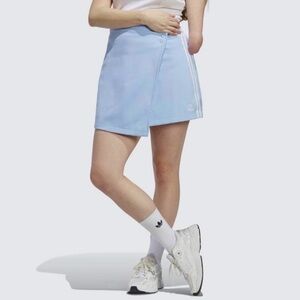 Adidas Sky Blue Wrap Skirt Size Large L (NWOT) perfect for festivals